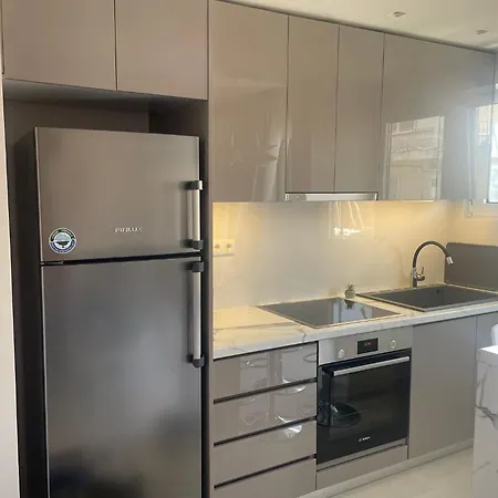 Loutraki Apartment Διαμέρισμα *
